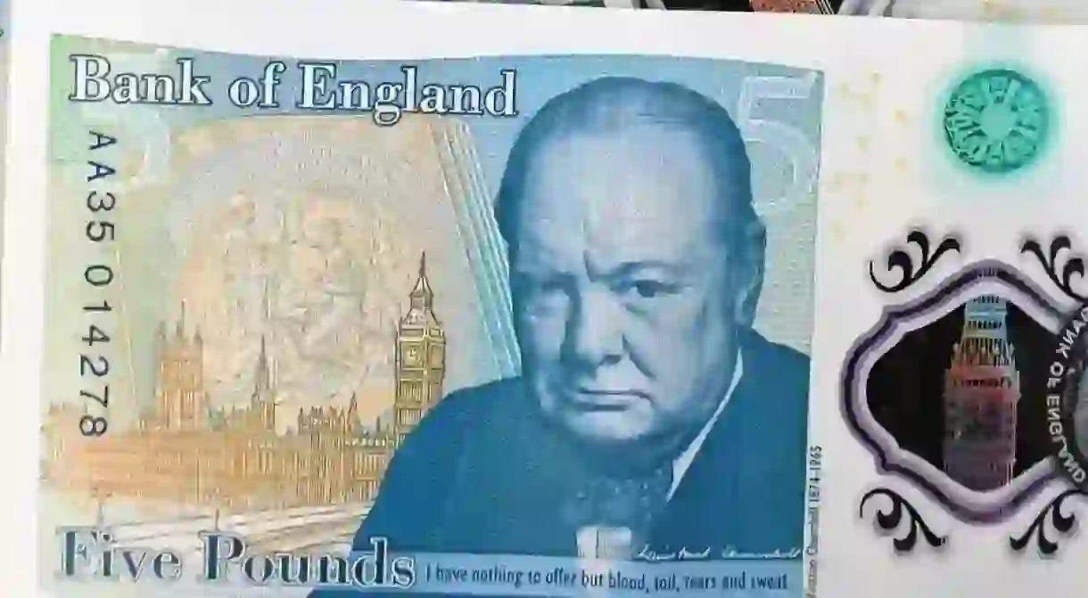 New Five Pounds note