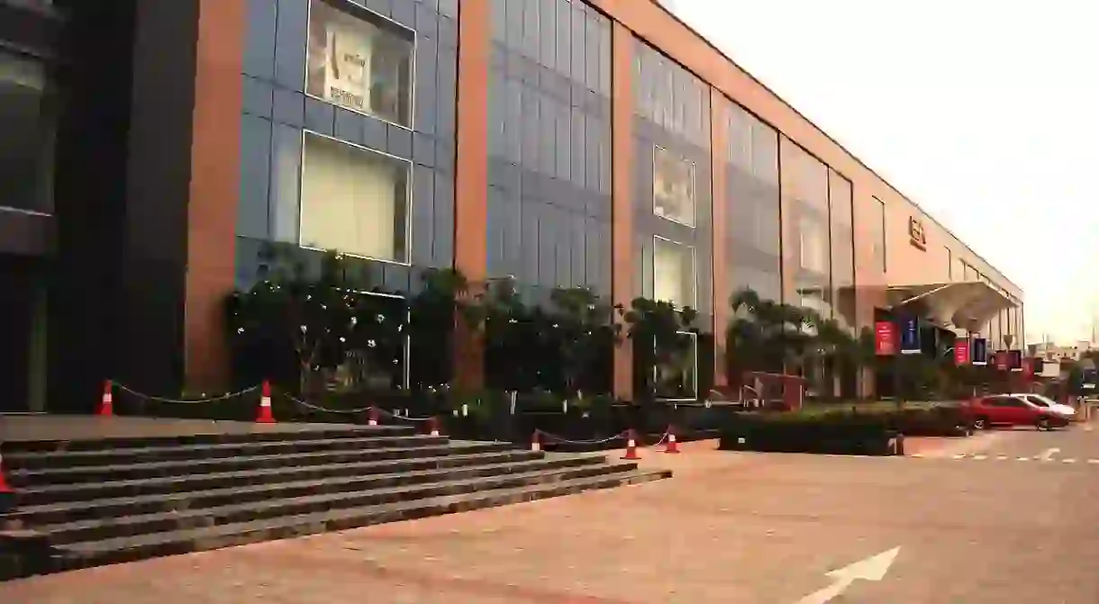 Express Avenue Mall in Royapettah is one of the largest shopping complexes in Chennai