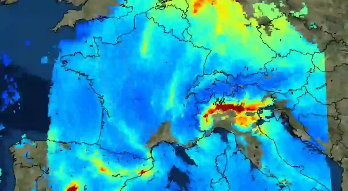 | © contains modified Copernicus Sentinel data (2017), processed by KNMI/ESA