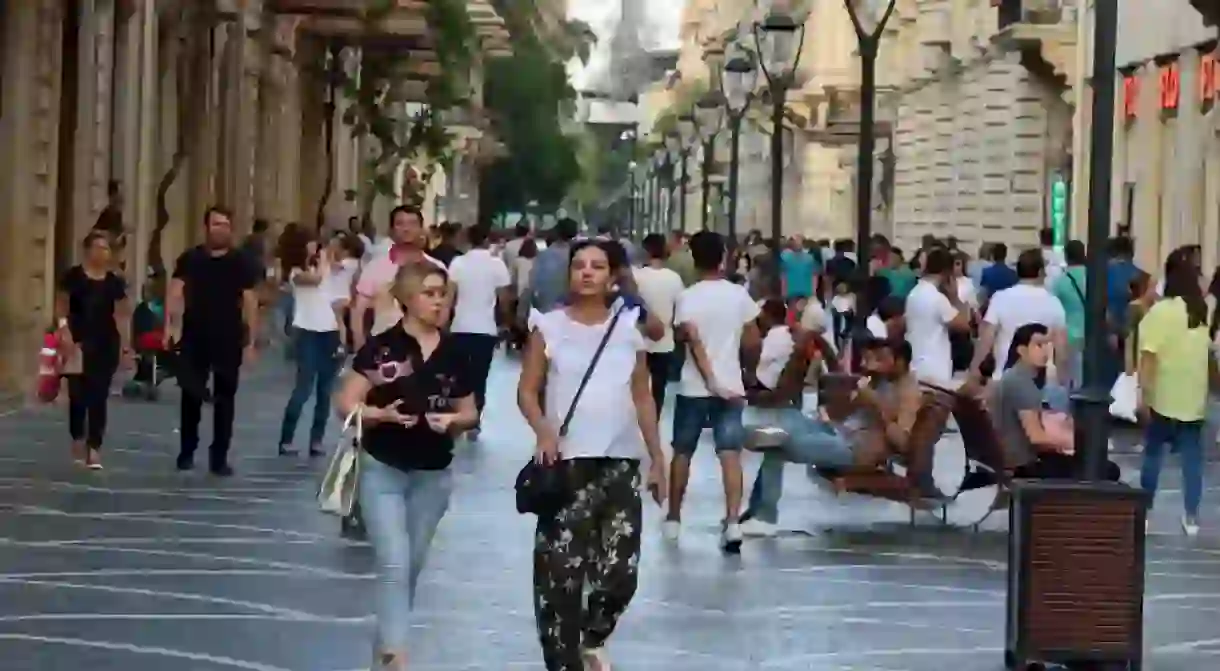 Crowded street on Nizami Street