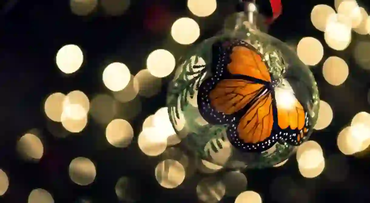 Monarch Butterfly Christmas Ball (made in Tlalpujahua, México)