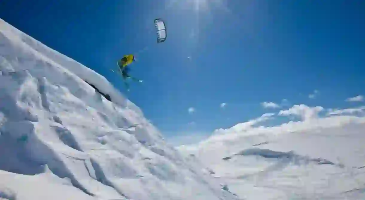 Snowkiting in Hardangervidda