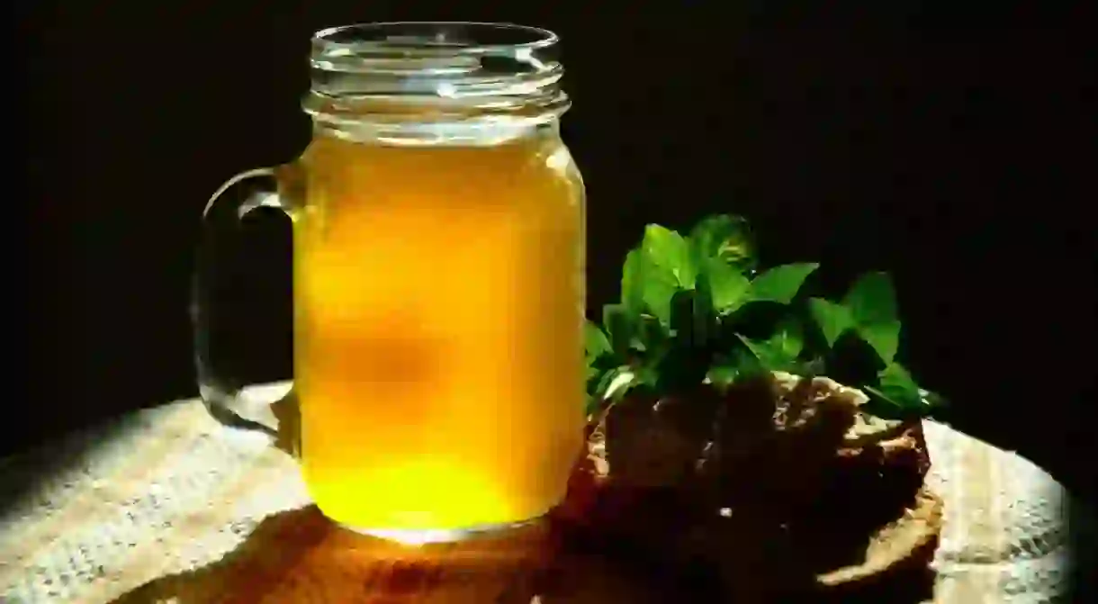 Mint bread kvass