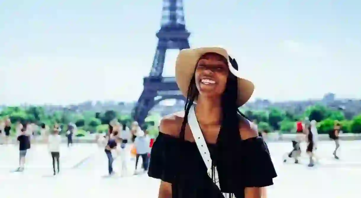 Paris traveler