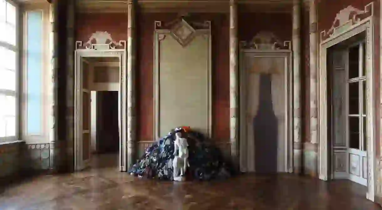 Michelangelo Pistoletto, Venere degli stracci (Venus of the Rags) (1967) at Castello di Rivoli