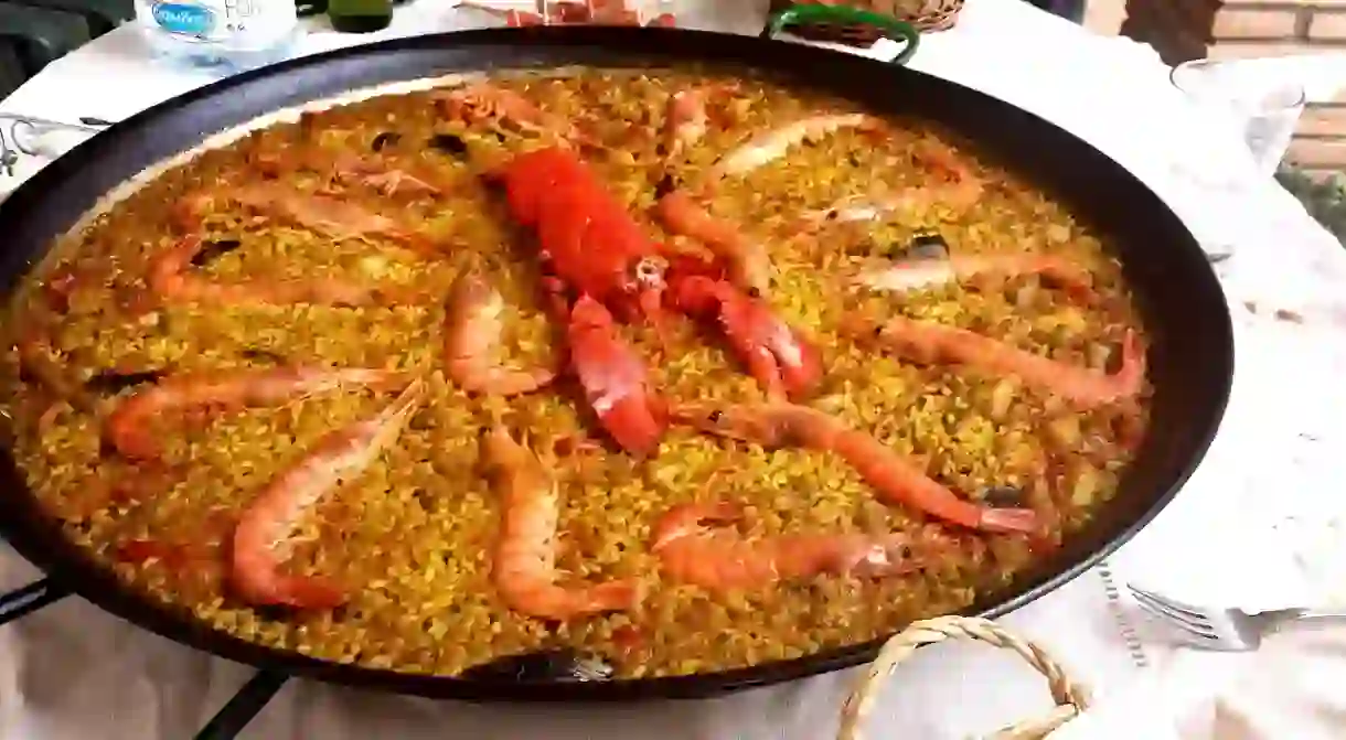 Seafood paella