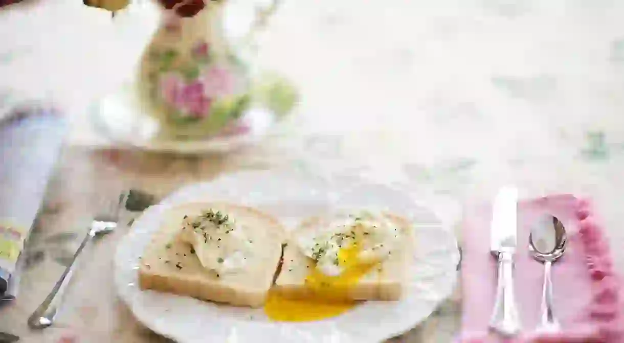 Eggs on toast