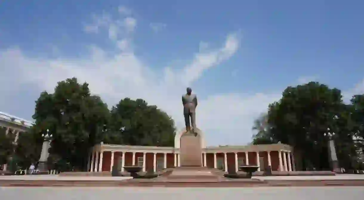 Statue of Heydar Aliyev in Ganjas main square