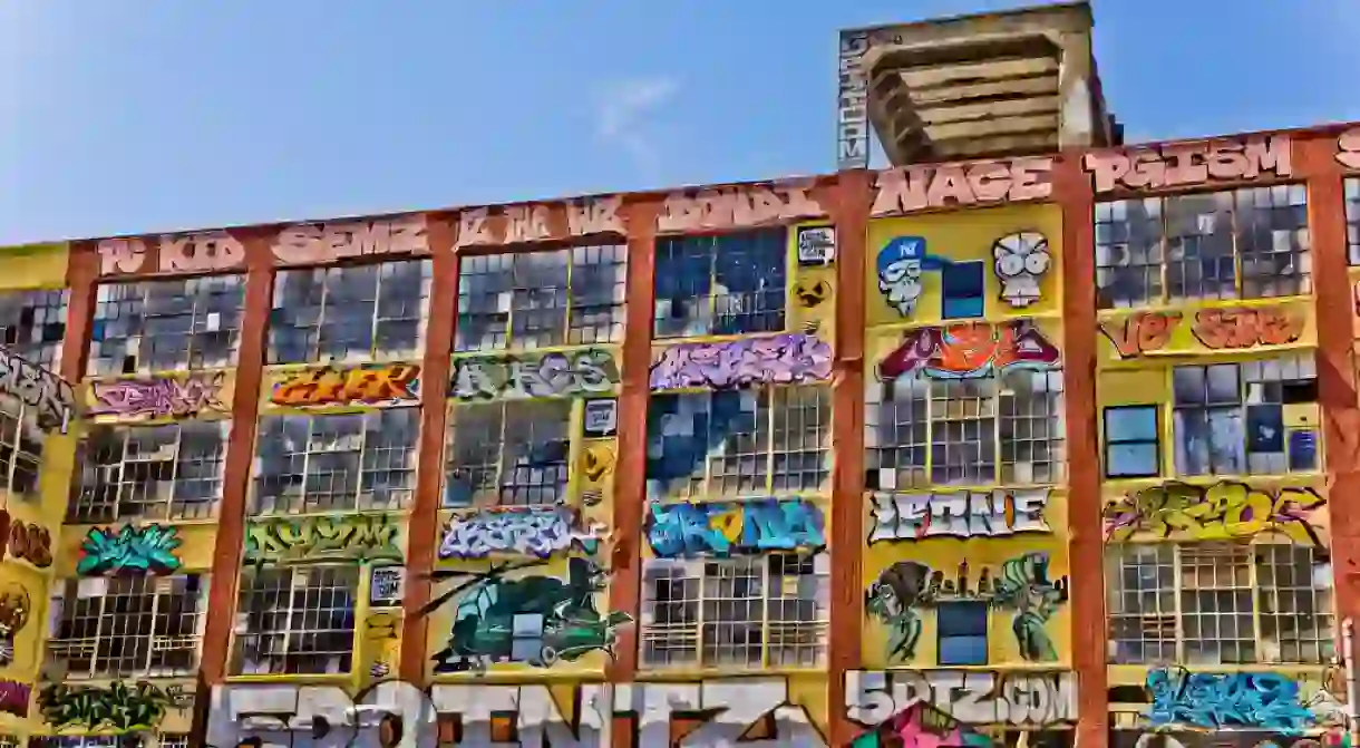 @ 5pointz