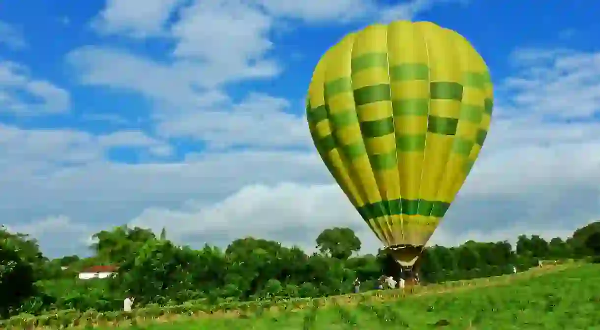 Hot air balloon in the Colombian Coffee Region