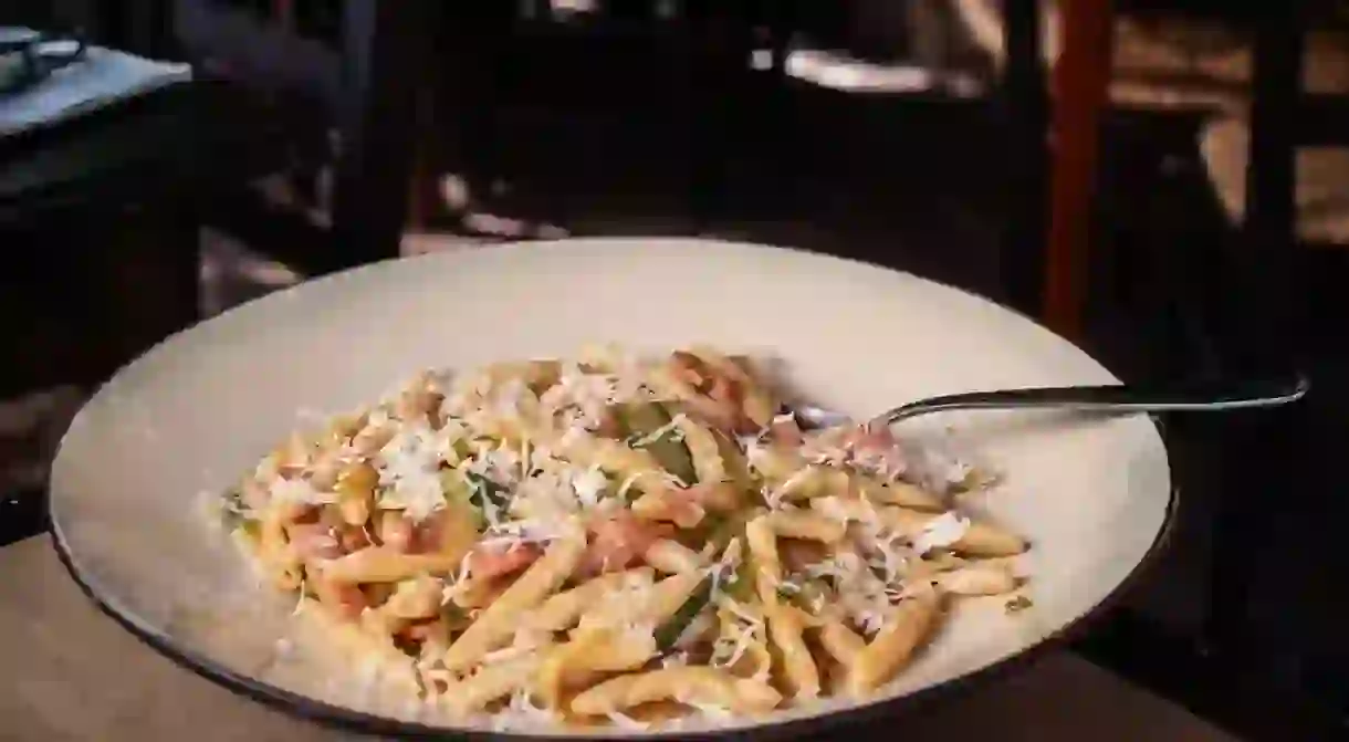 Plate of Cretan pasta, or skioufichta