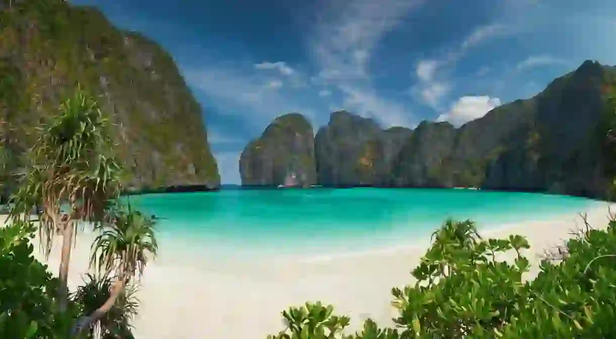 Koh Phi Phi Le is an uninhabited Thai island of pristine beauty