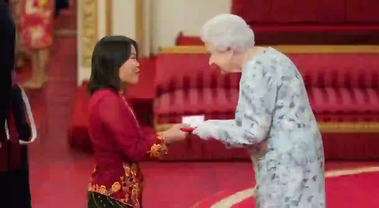 Heidy receiving the Queen’s Young Leaders Award