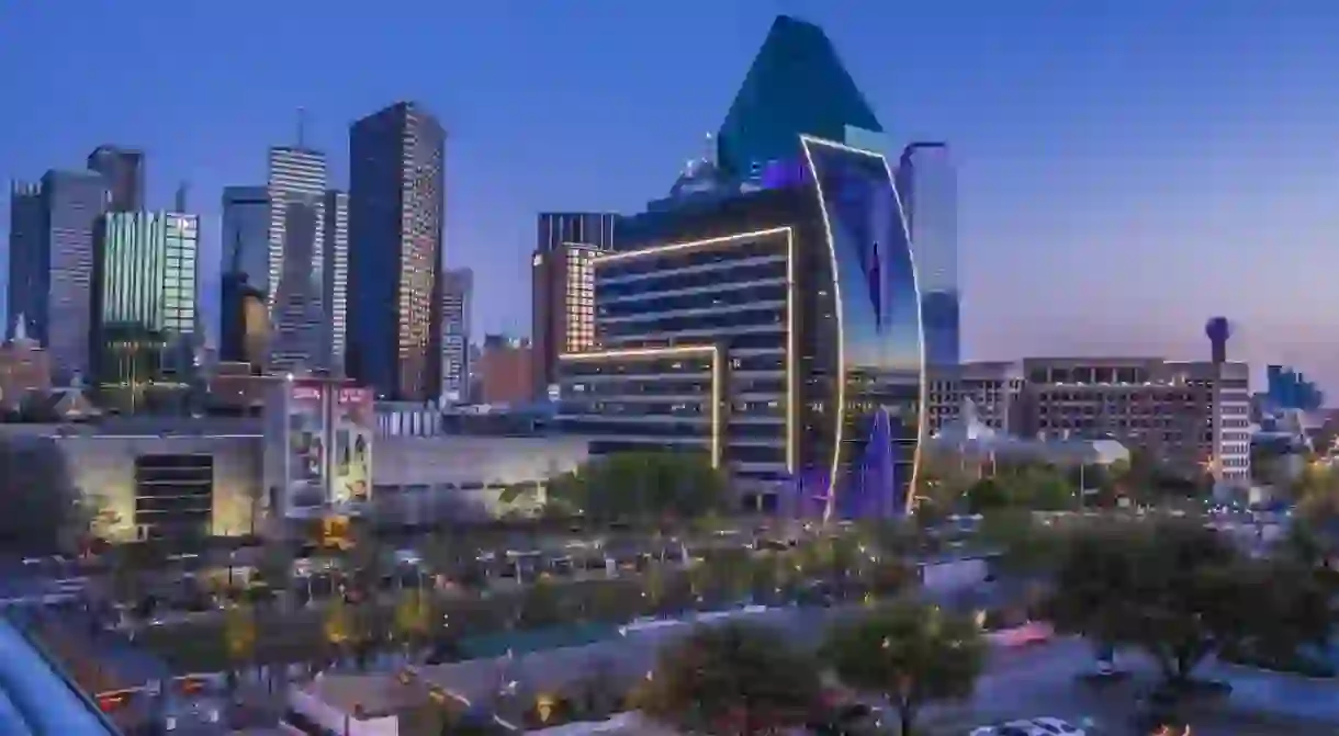 Dallas Arts District shines beautifully at night