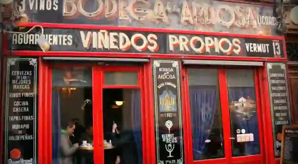 Bodega la Ardosa opened in 1892