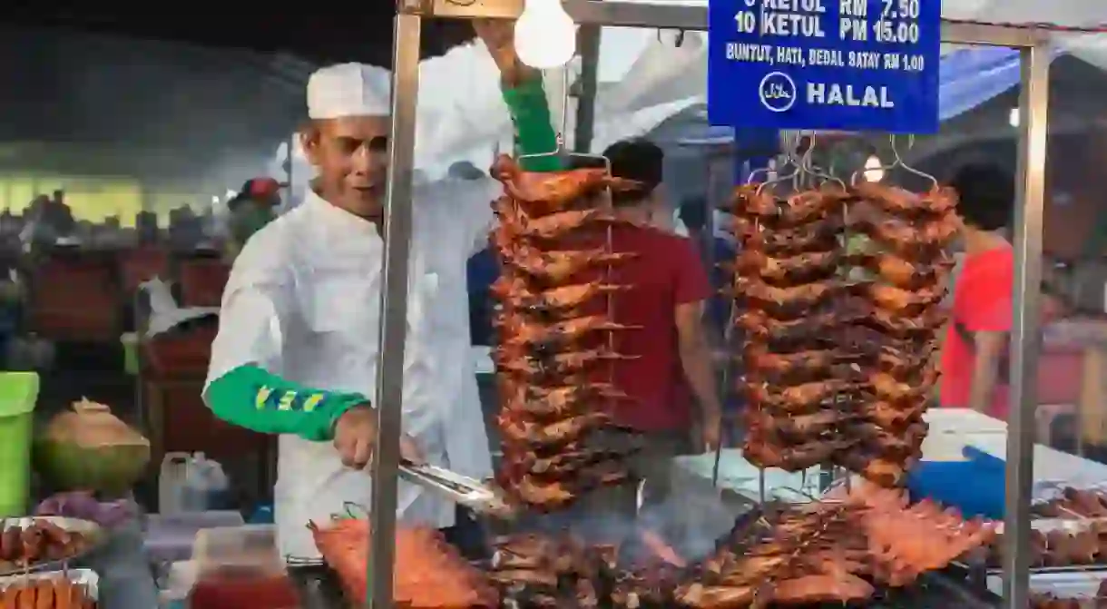 Food vendor selling chicken wings, Malaysia