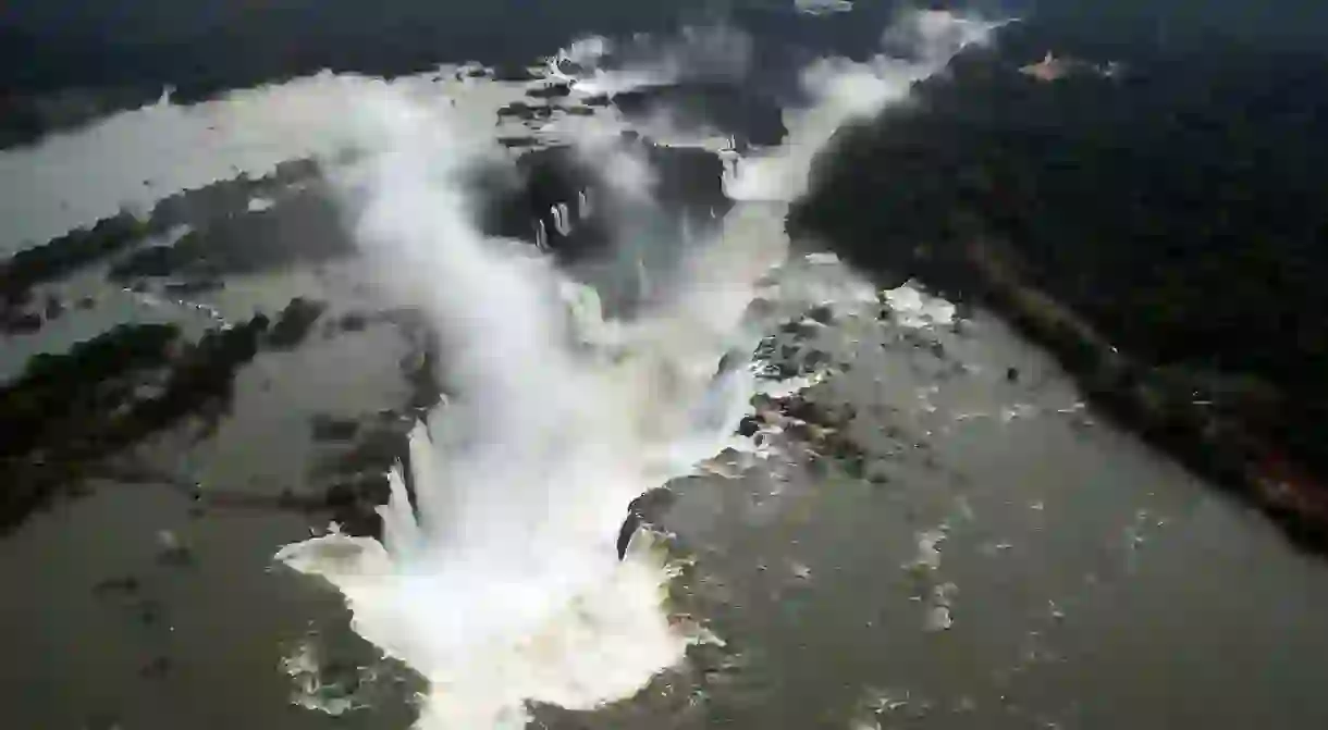 The Iguazu Gap from above