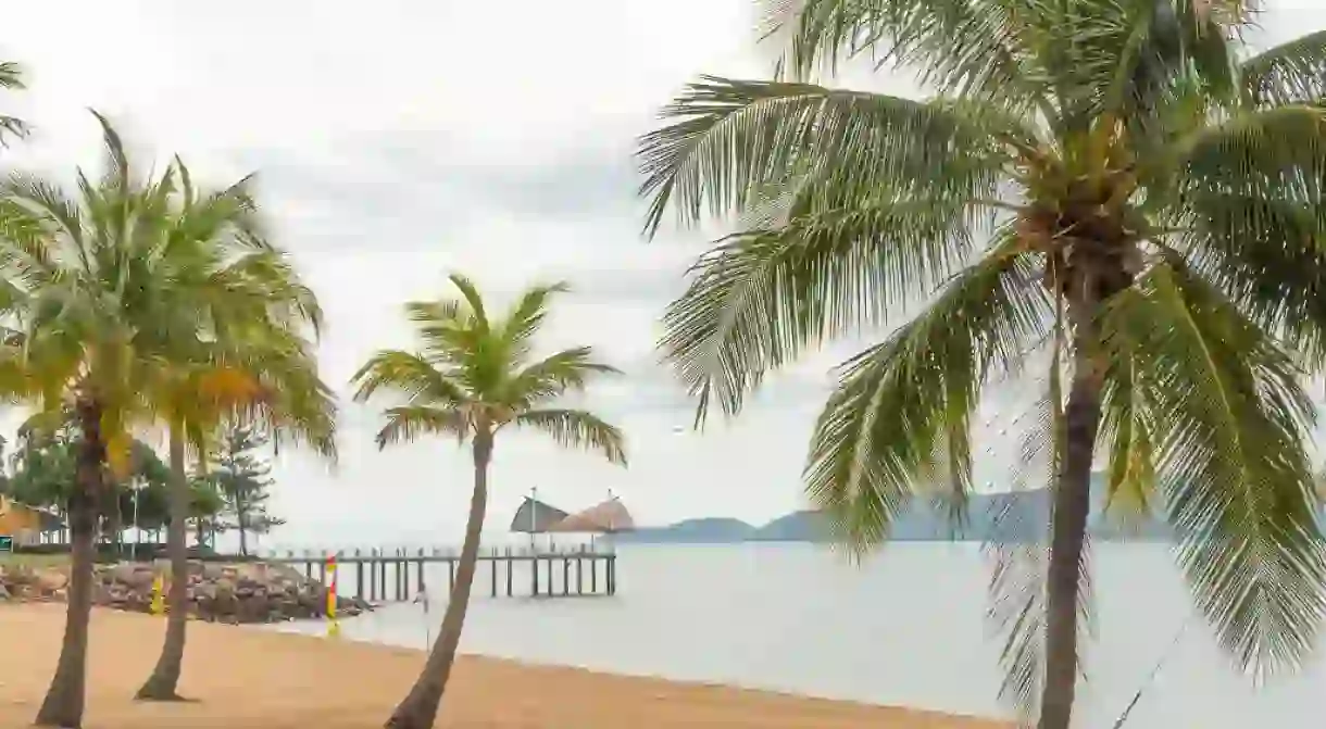 Pier and Magnetic Island views from the Strand