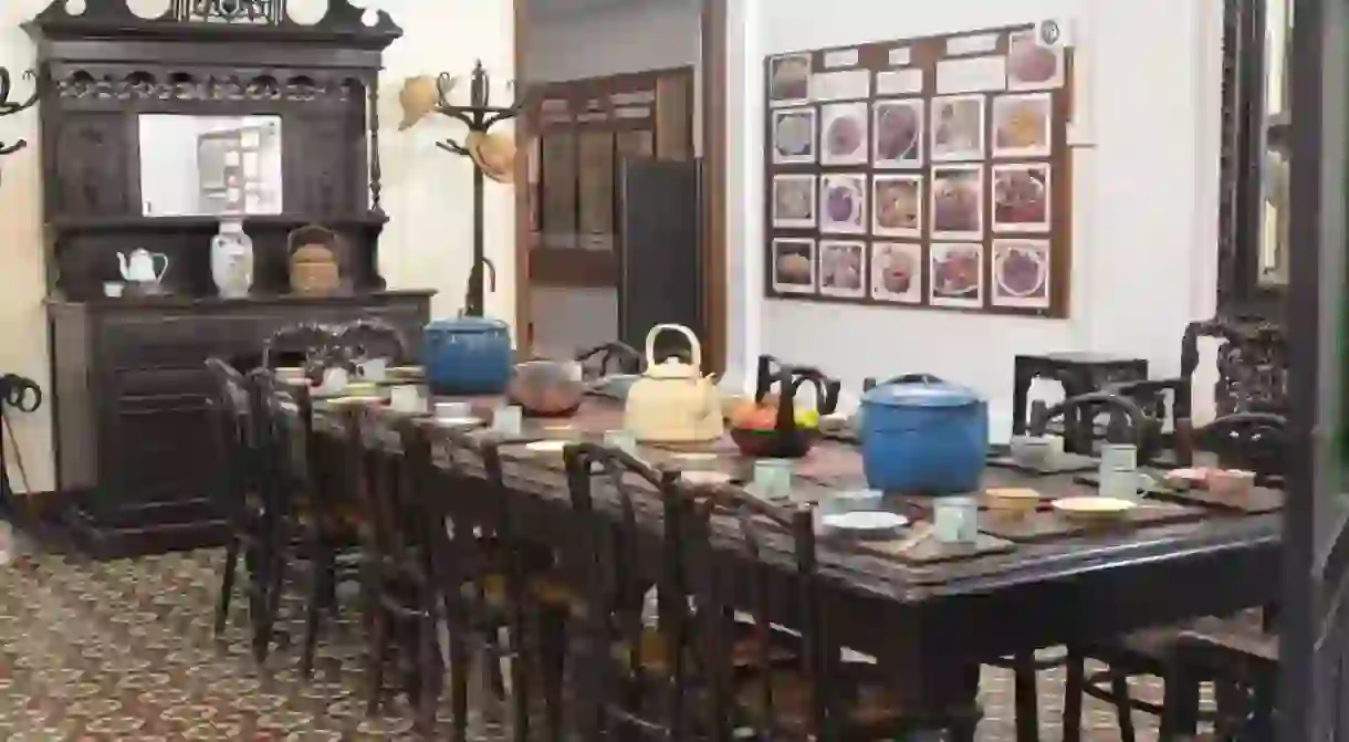 Dining Hall inside Han Chin Pet Soo