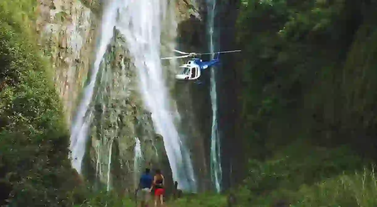 Manawaiopuna Falls