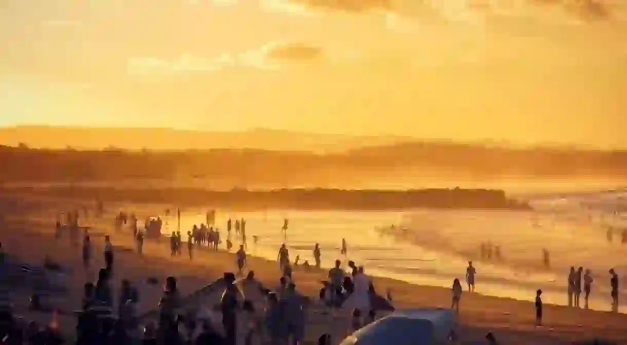 Rolling waves at Noosa Main Beach