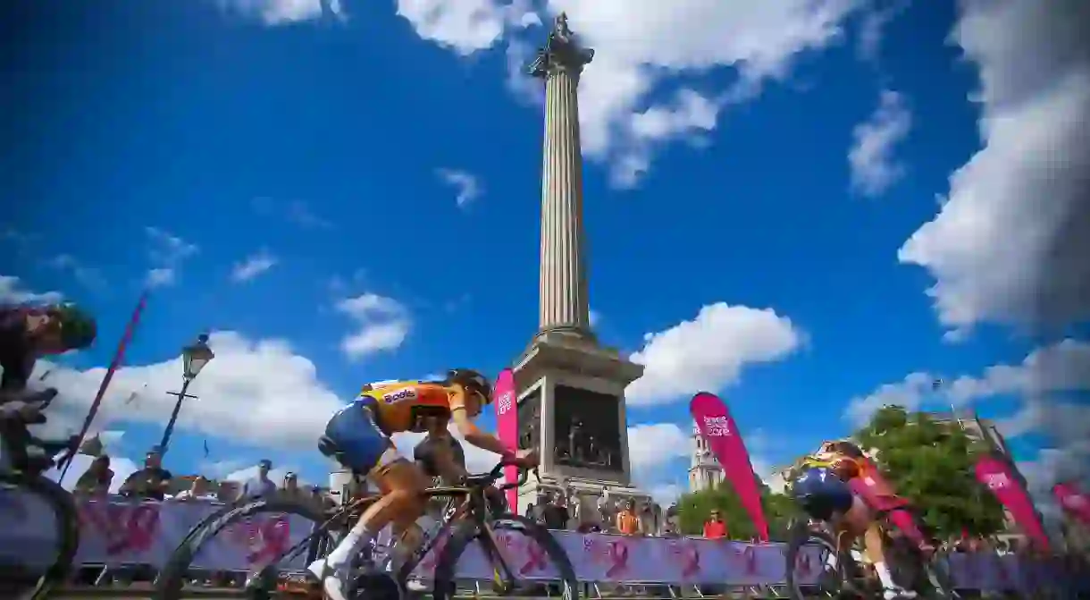 Racing through London on the Womens Tour