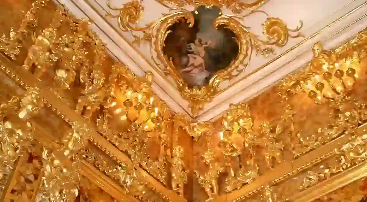 The ceiling of the amber room