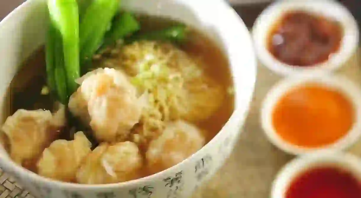 Chinese wonton noodle soup