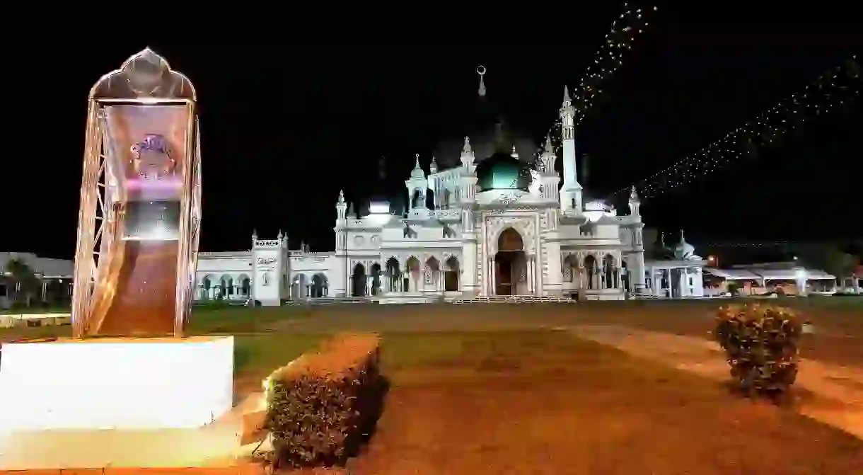 Zahir Mosque on the night