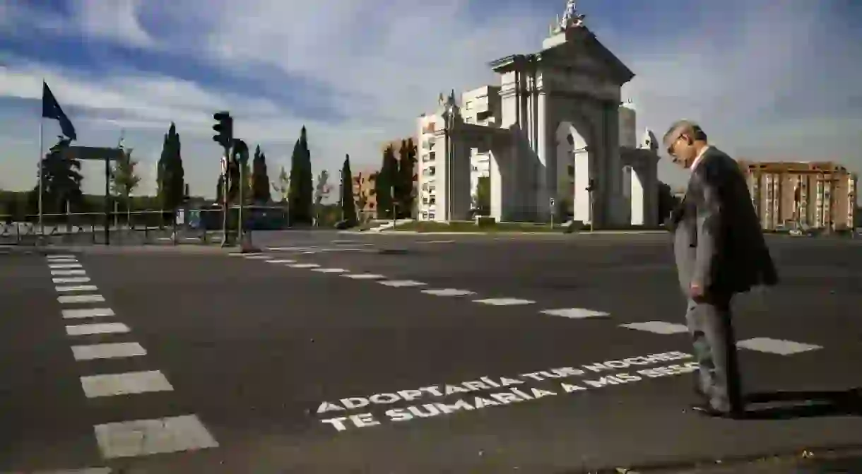 Versos al paso will paint poems onto Madrids pedestrian crossings