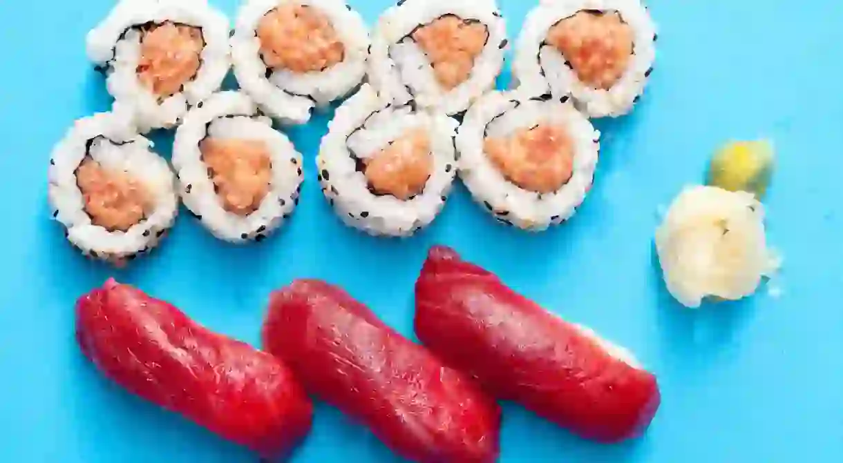 Spicy tuna and tuna nigiri