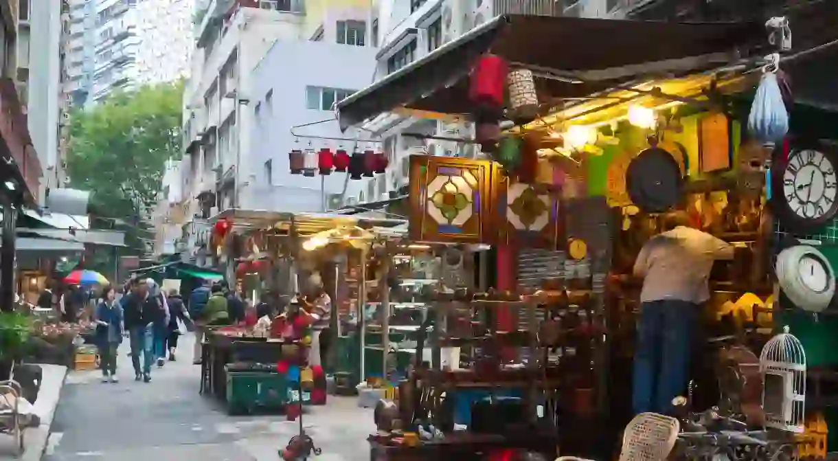 Hong Kong - Cat street antiques market