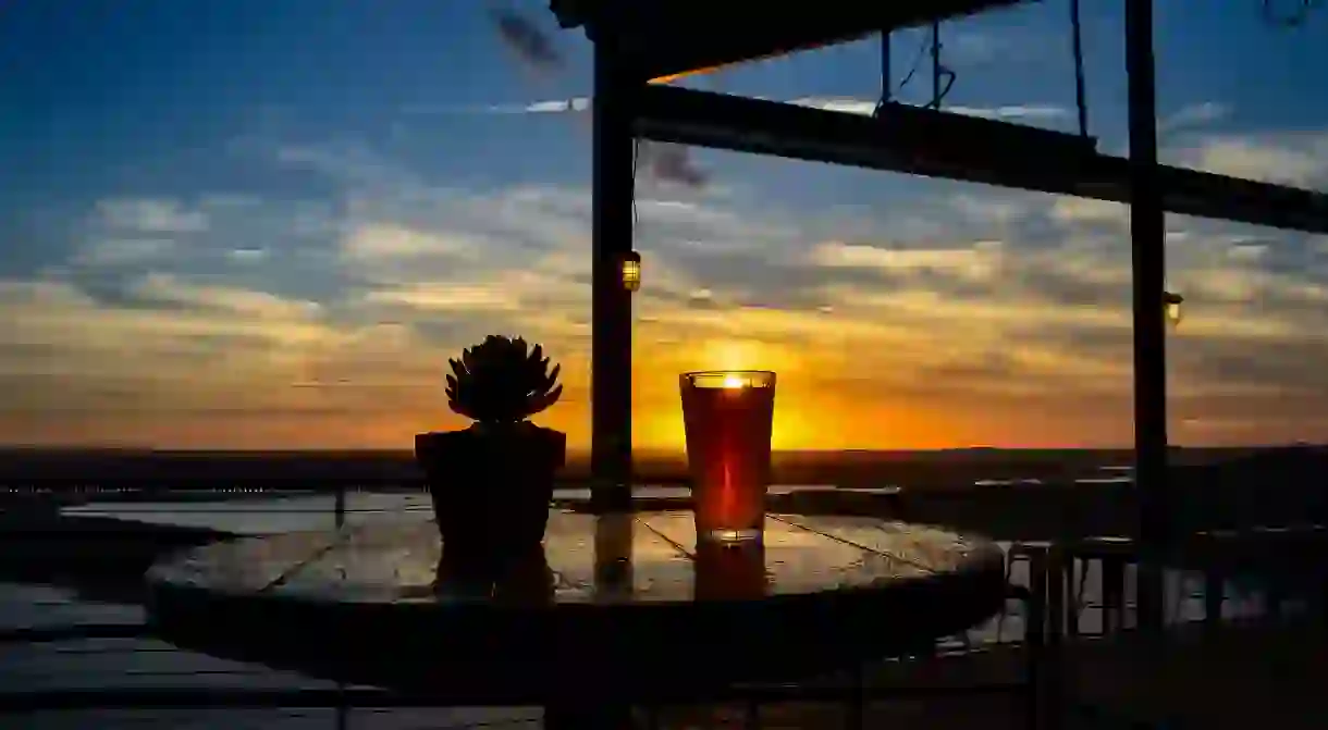 Roof terrace overlooking Lake Travis, Austin, Texas