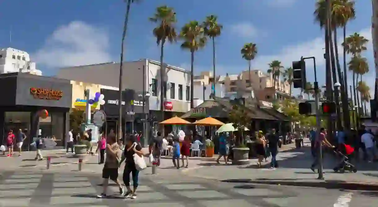 Bars and restaurants in Santa Monica, California