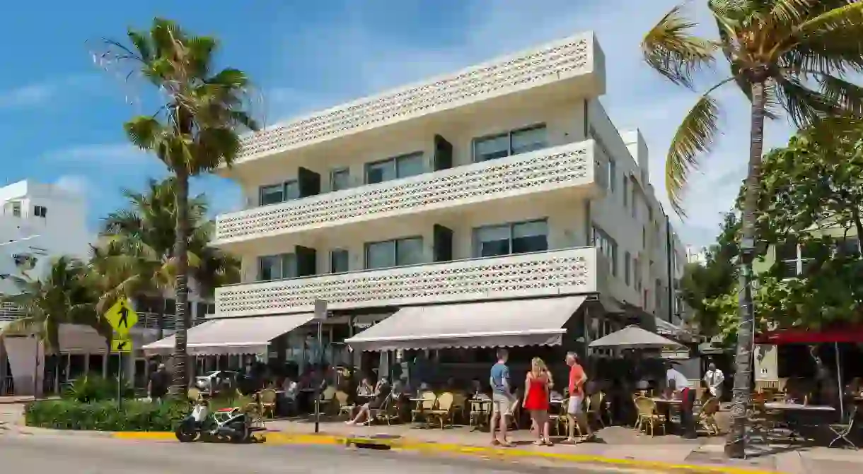 Miamis Art Deco District in South Beach offers plenty of outdoor spots to relax after a day of shopping