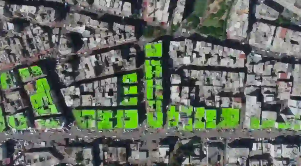 The project saw the word salam – meaning ‘peace’ – painted over the city