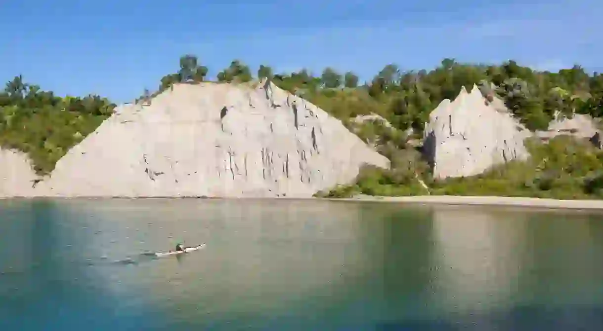 Explore the Greater Toronto Area and you will find gems like Scarborough Bluffs, a 300-foot-high escarpment on the shoreline of Lake Ontario