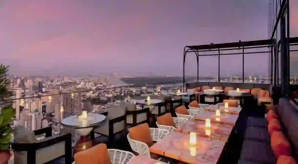 Mahanakhon Bangkok SkyBar lies on the 76th and 77th floors of the King Power Mahanakhon building