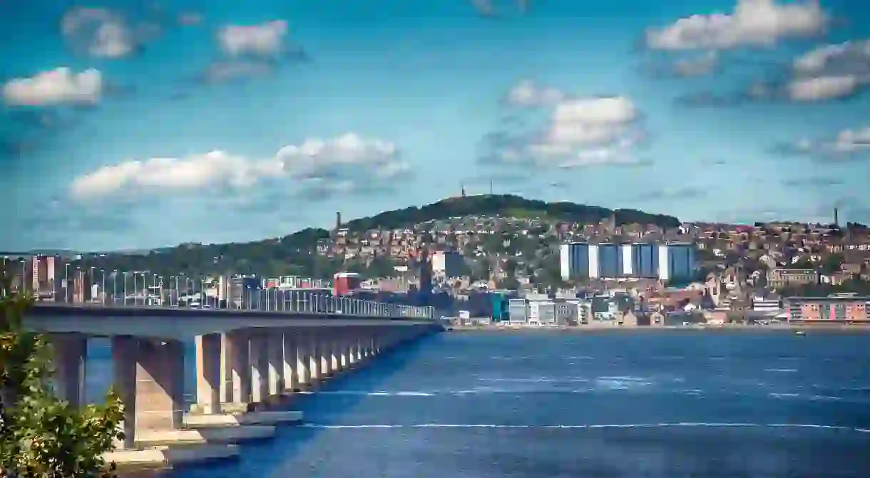 The Tay Road bridge to Dundee