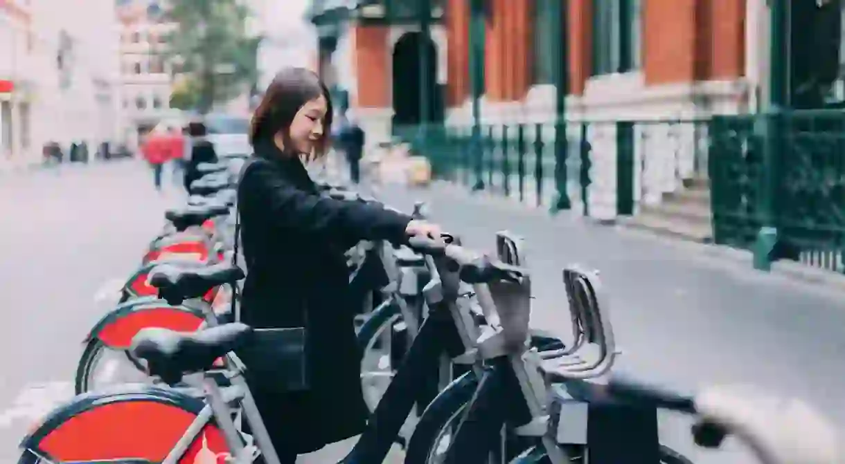 With more than 750 docking stations across the city, Santander Cycles are the most readily available bikes in London