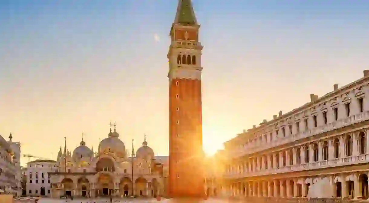 The sun rises in Venices iconic San Marco square