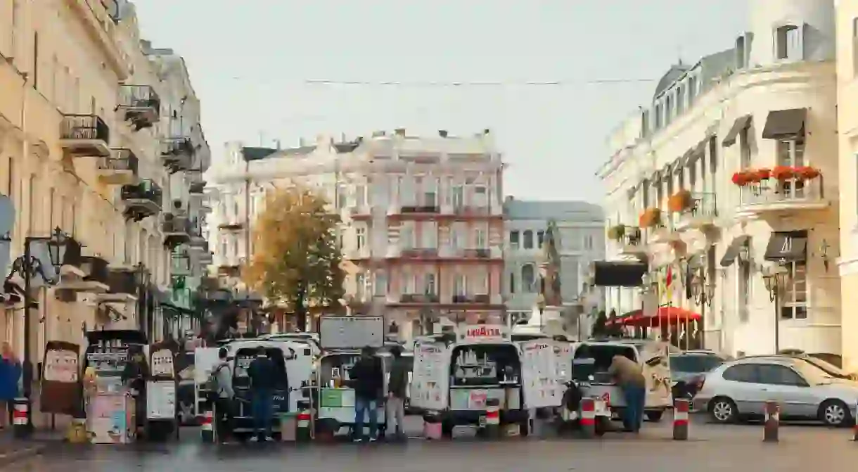 You’ll find an array of coffee carts behind the Duc de Richelieu statue on Primorsky Boulevard