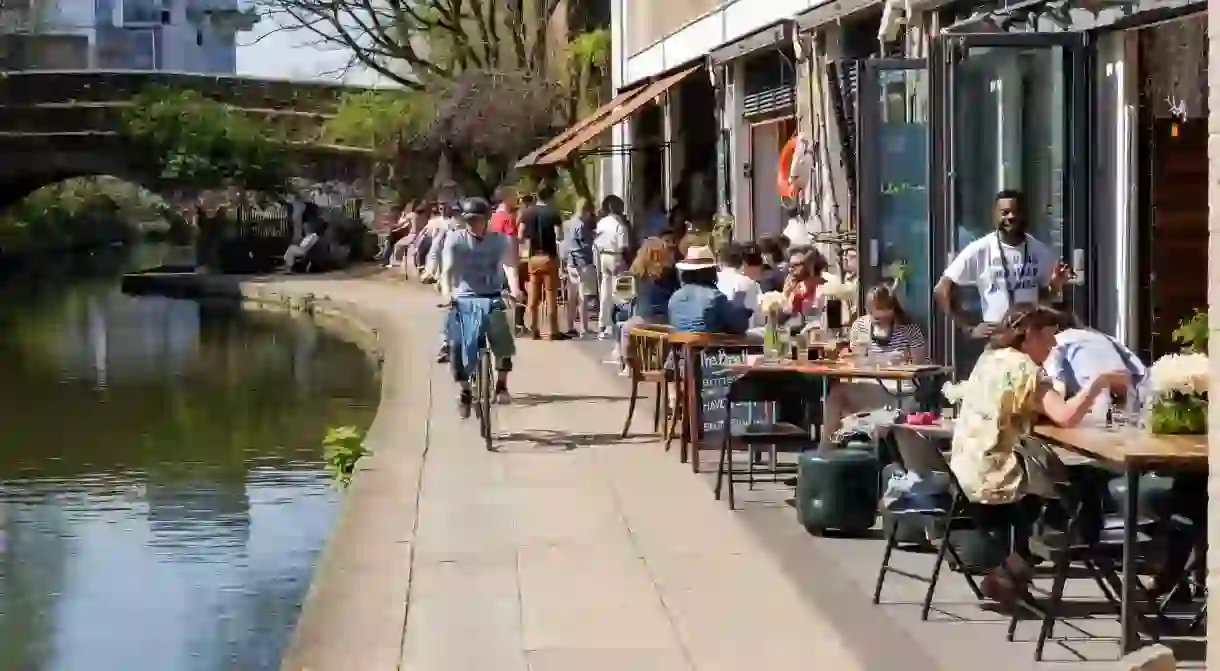 Londons Regents Canal is a lovely spot for a meal