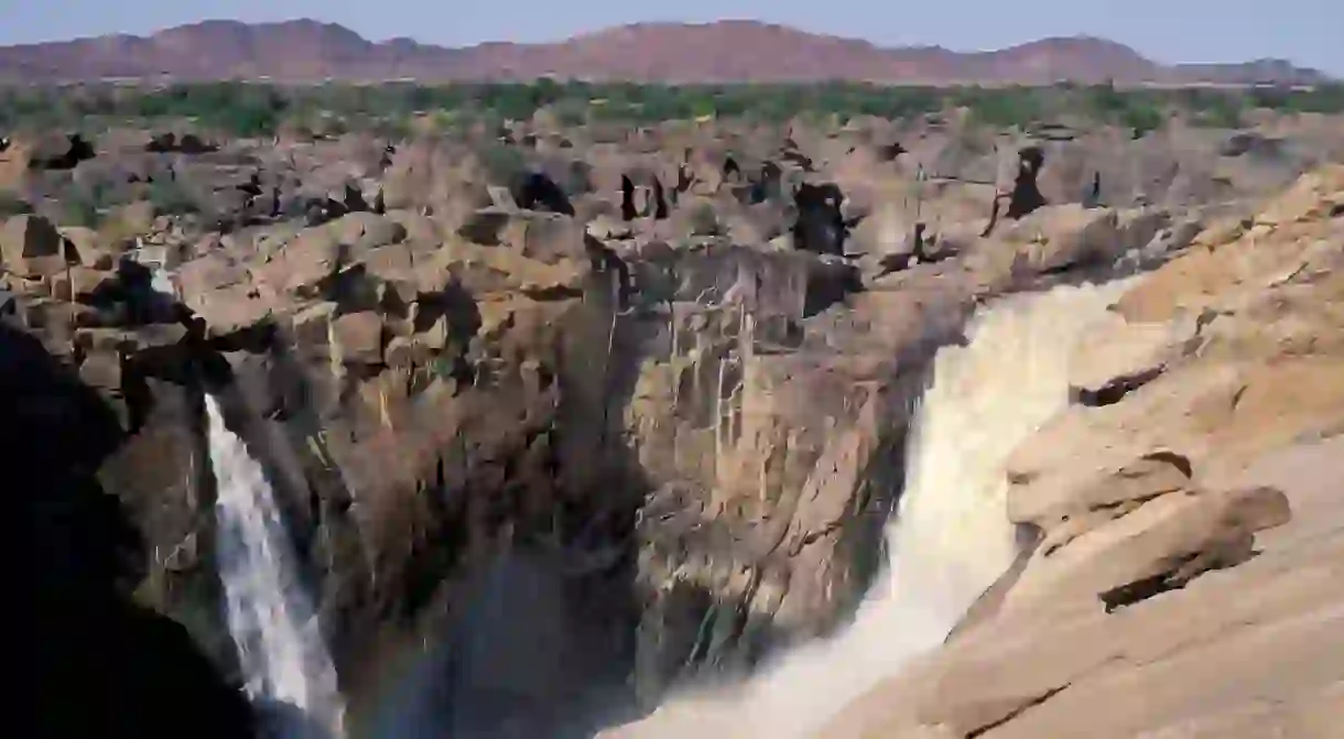 Marvel at South Africas beautiful waterfalls such as Augrabies Falls