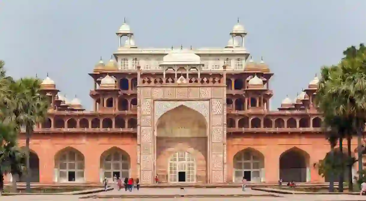 Visit Akbar’s Tomb in Sikandra, on the outskirts of Agra