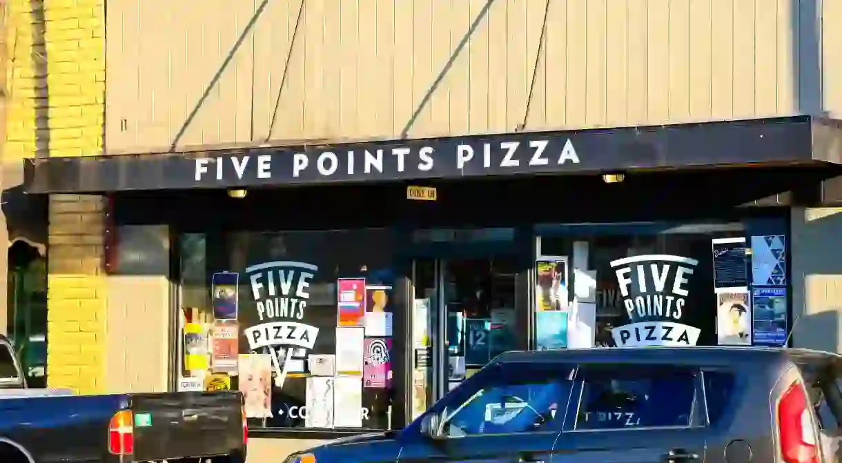 Five Points Pizza in East Nashville serves delicious New York-style pizza