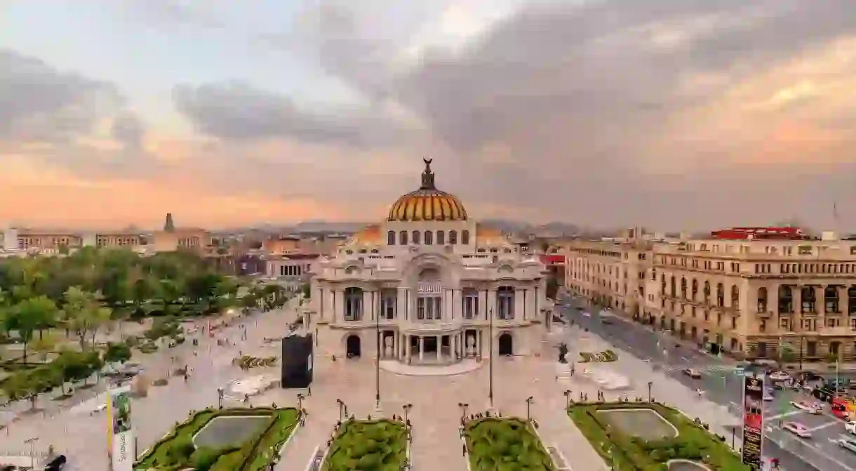 Mexico City isnt just awash with culture and history (although it does also have plenty of both – as evidenced by the beautiful Palacio de Bellas Artes), but also scintillating cuisine