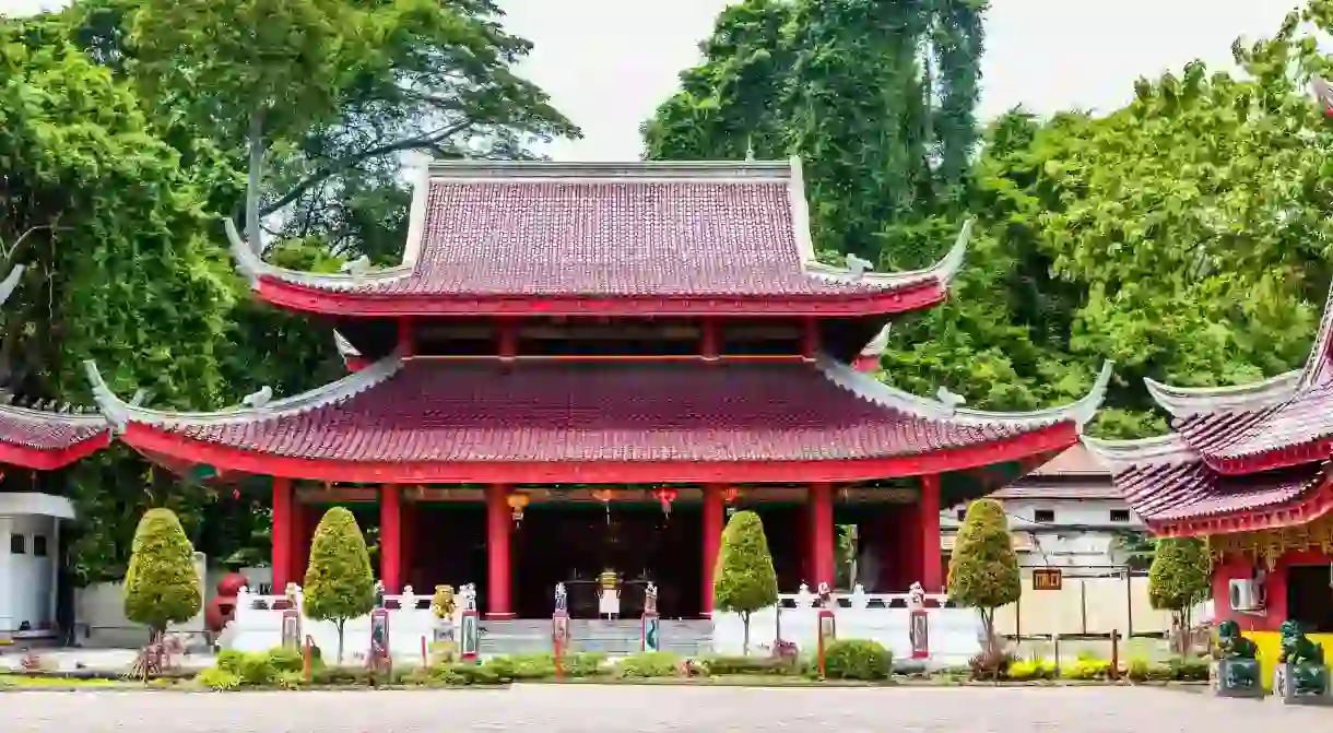 Sam Poo Kong Temple is dedicated to the 14th-century Chinese Admiral Zeng-He