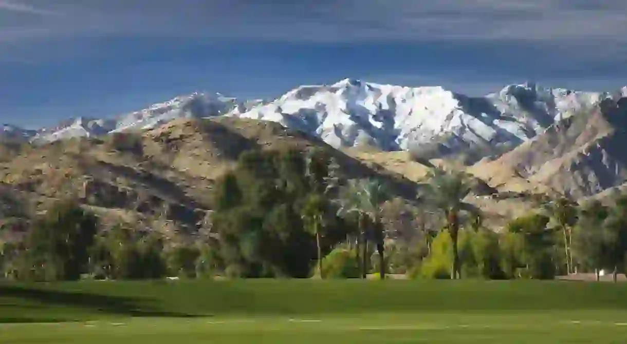 If you’re going to play golf in Palm Springs, come to Tahquitz Creek Golf Resort with the dramatic backdrop of the San Jacinto mountains