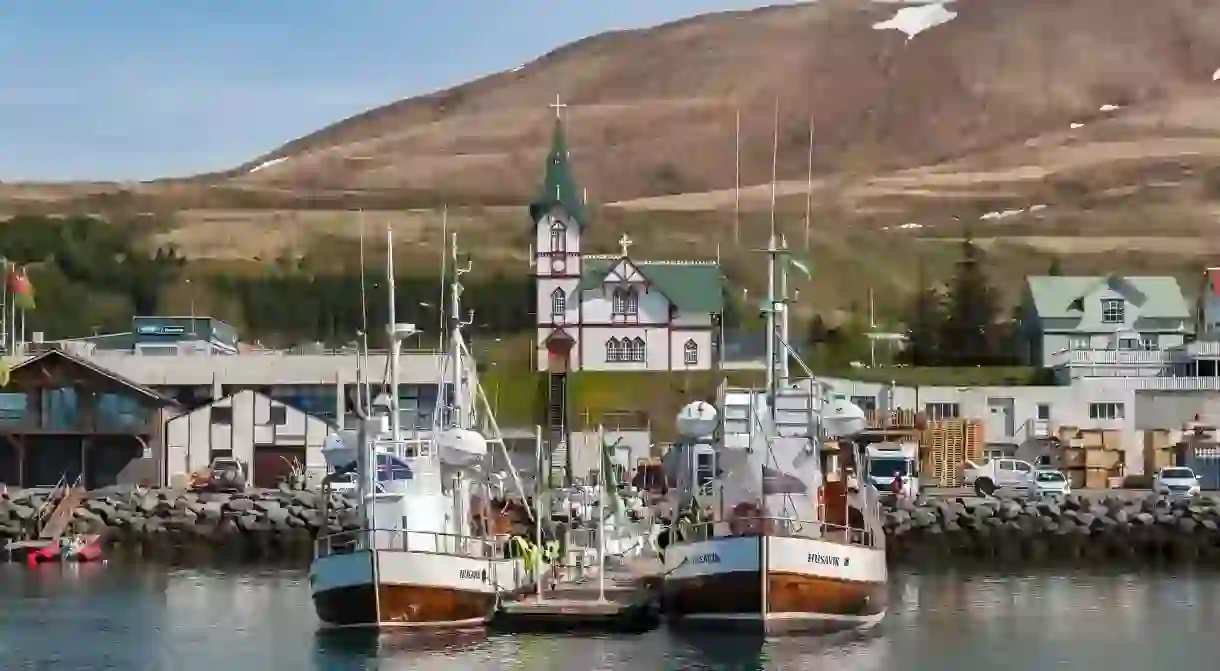 The picturesque village of Húsavík, in Iceland, is a good choice for a holliday this summer